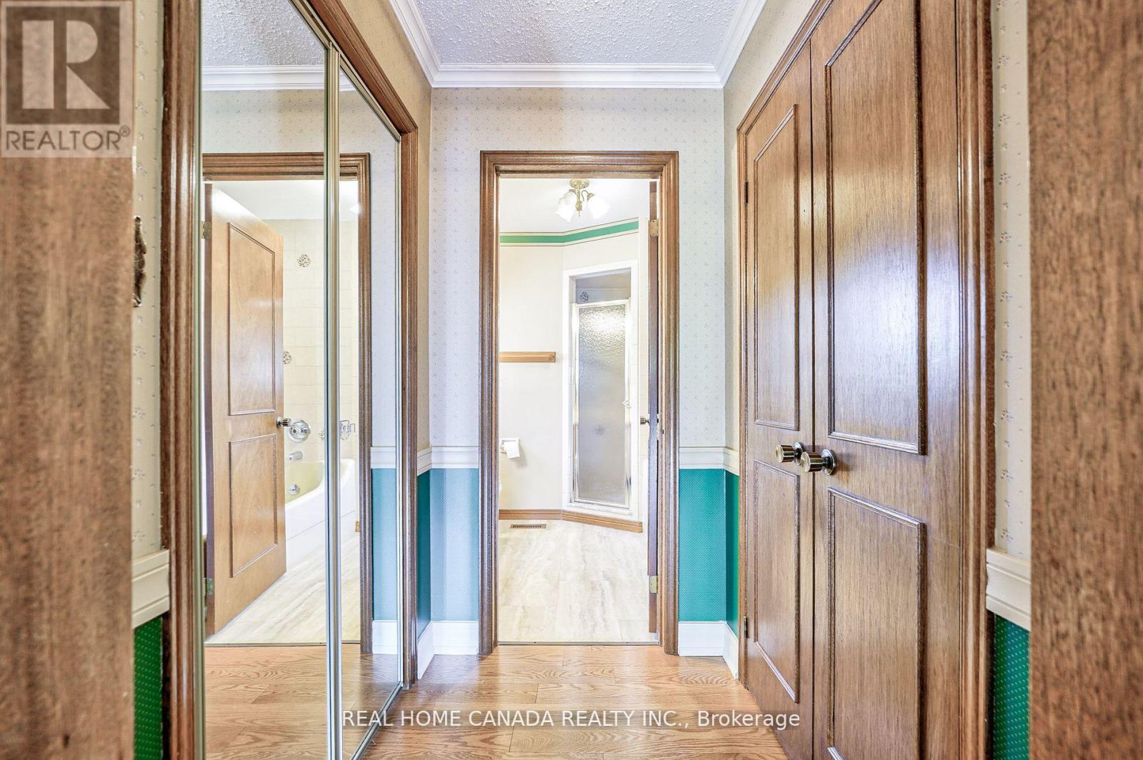 529 Pipers Green, Oakville, Ontario  L6M 1H2 - Photo 26 - W12921874