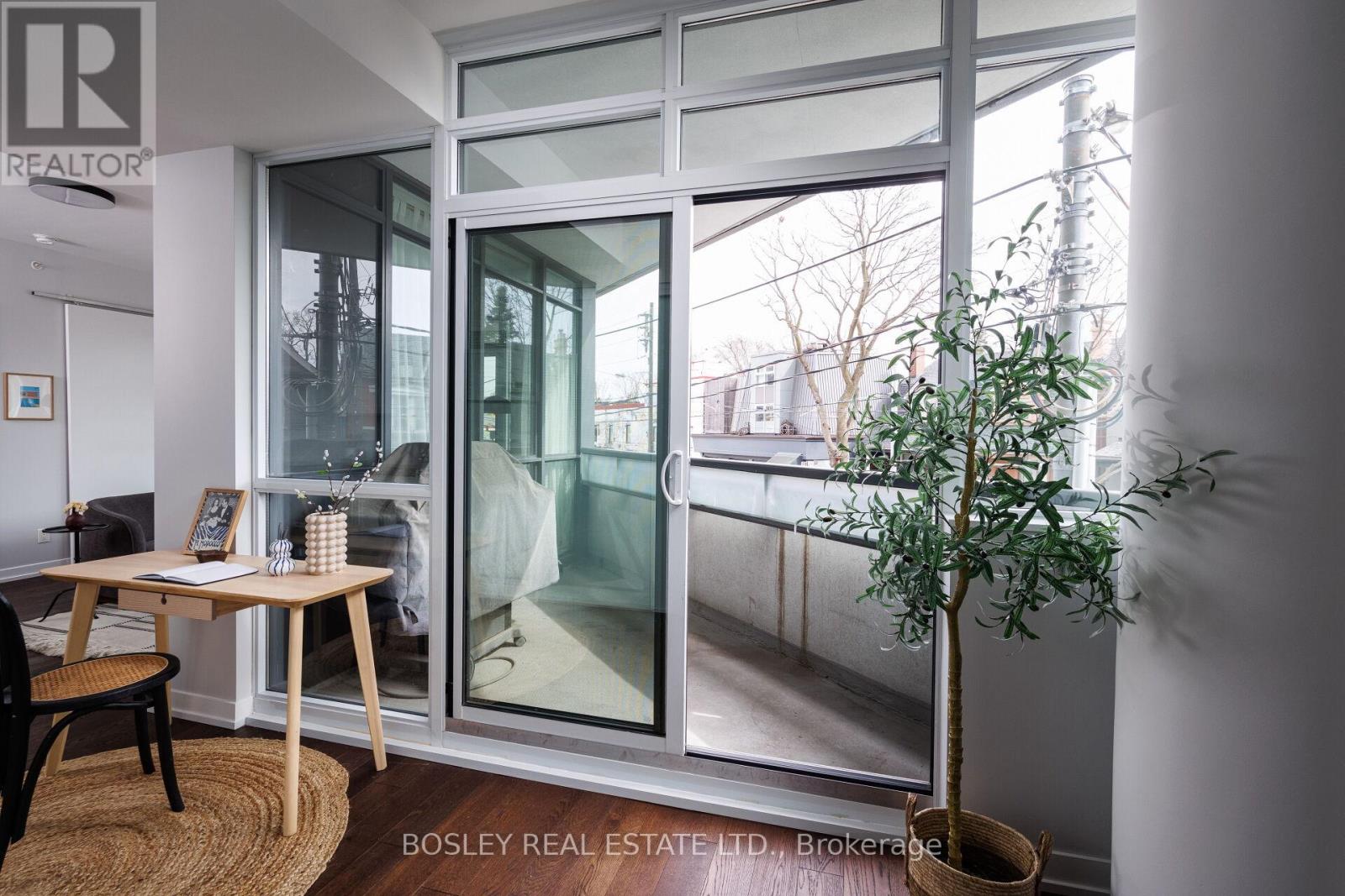 209 - 36 Howard Park Avenue, Toronto, Ontario  M6R 0A5 - Photo 23 - W12921896