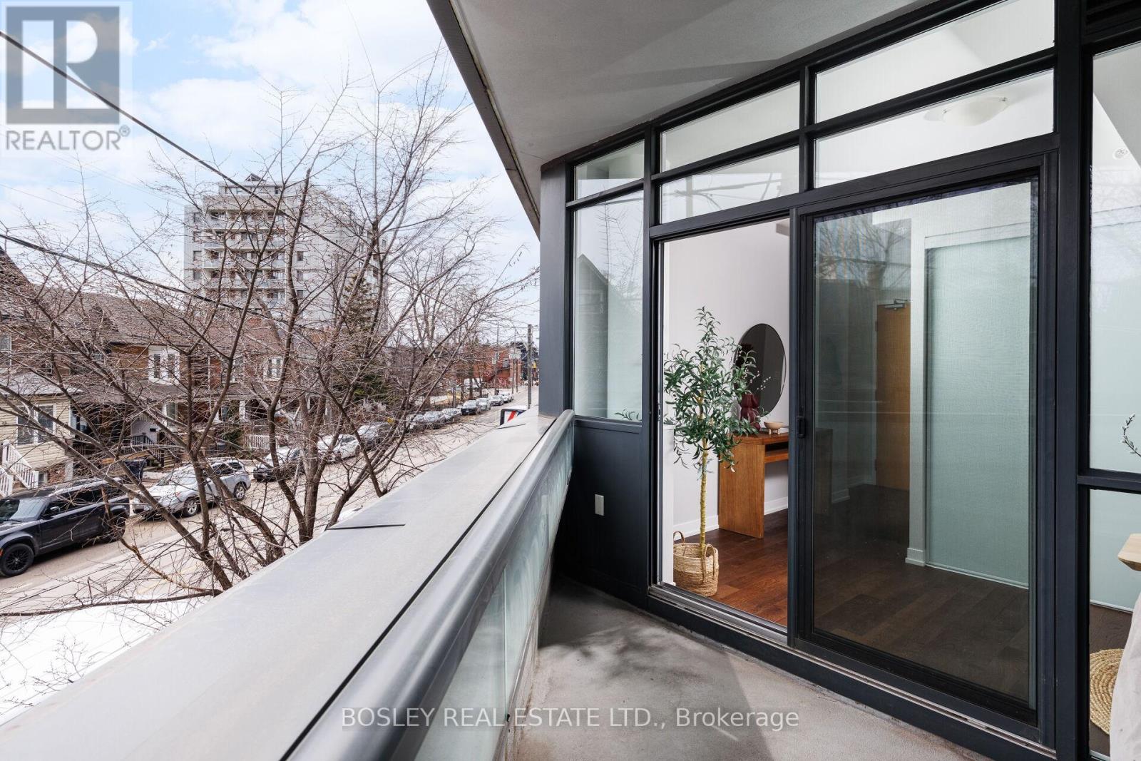 209 - 36 Howard Park Avenue, Toronto, Ontario  M6R 0A5 - Photo 24 - W12921896