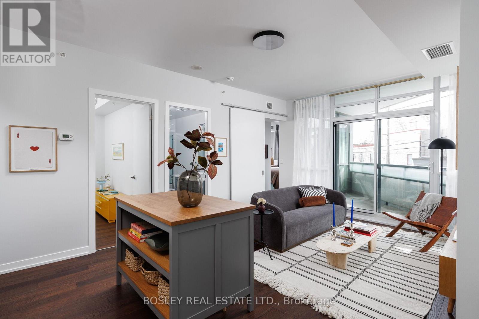 209 - 36 Howard Park Avenue, Toronto, Ontario  M6R 0A5 - Photo 26 - W12921896