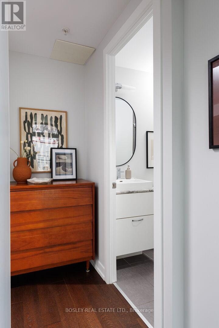 209 - 36 Howard Park Avenue, Toronto, Ontario  M6R 0A5 - Photo 32 - W12921896