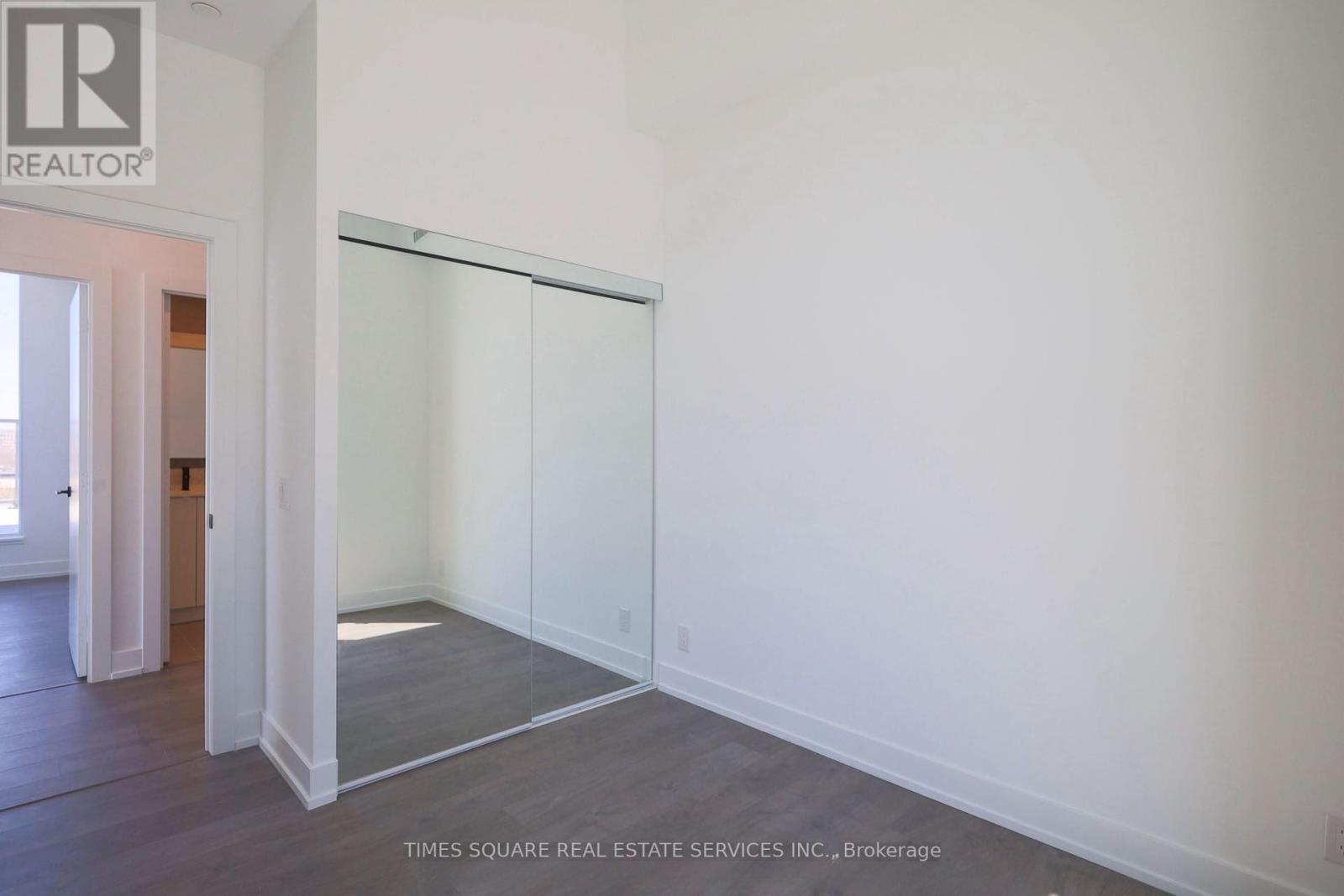 Ph12 - 270 Dufferin Street, Toronto, Ontario  M6K 0H8 - Photo 12 - W12921898