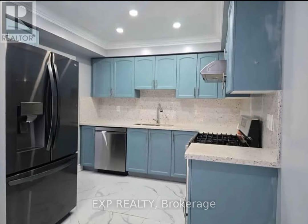 25 - 6399 Spinnaker Circle, Mississauga, Ontario  L5W 1Z4 - Photo 8 - W12921908