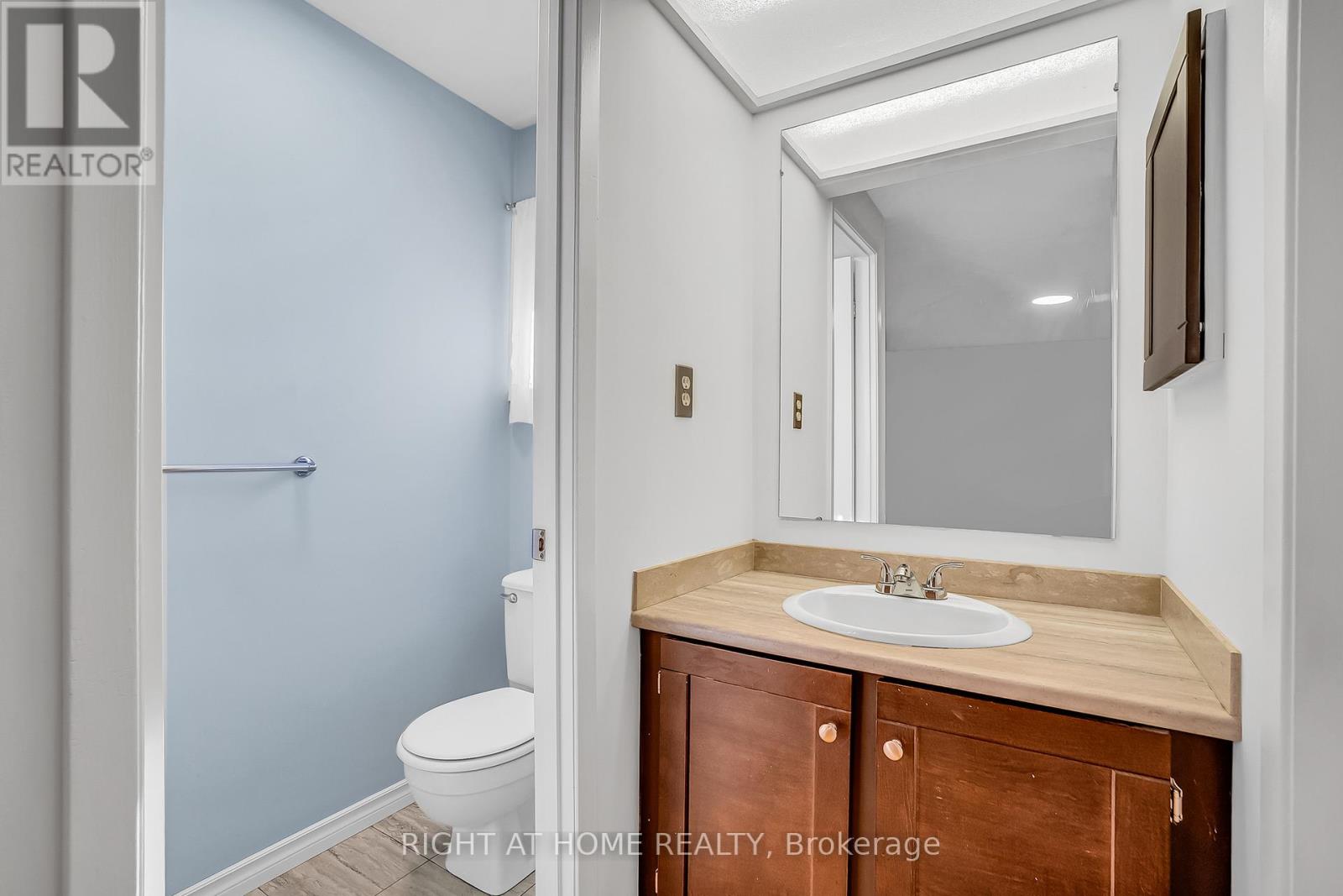 6842 Avila Road, Mississauga, Ontario  L5N 1R8 - Photo 23 - W12921910