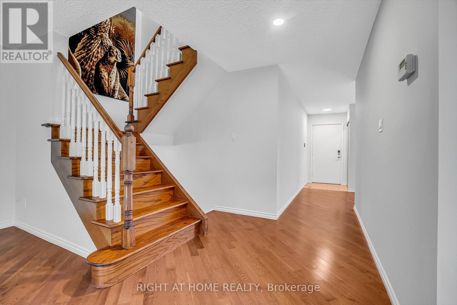 6842 Avila Road, Mississauga, Ontario  L5N 1R8 - Photo 7 - W12921910