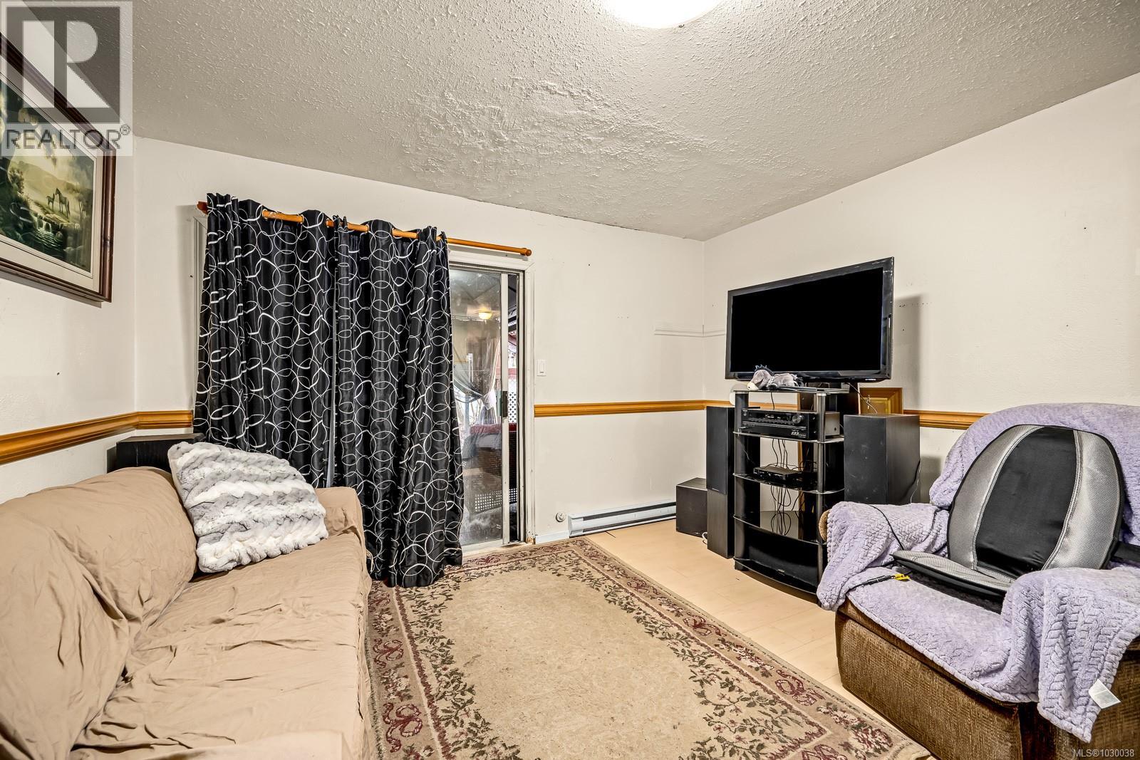 B 2316 Willemar Ave, Courtenay, British Columbia  V9N 3M8 - Photo 19 - 1030038