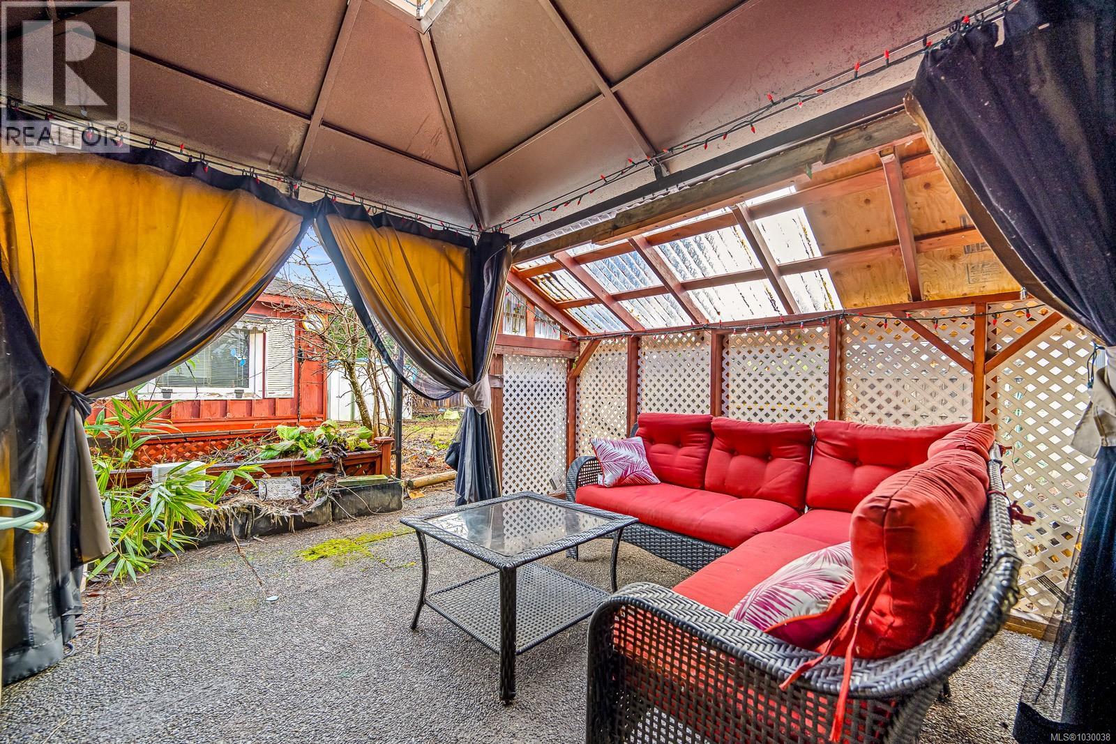 B 2316 Willemar Ave, Courtenay, British Columbia  V9N 3M8 - Photo 33 - 1030038