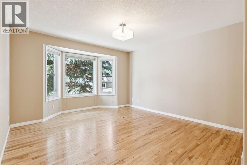 363 Prominence Heights Sw, Calgary, Alberta  T3H 2Z6 - Photo 15 - A2294438