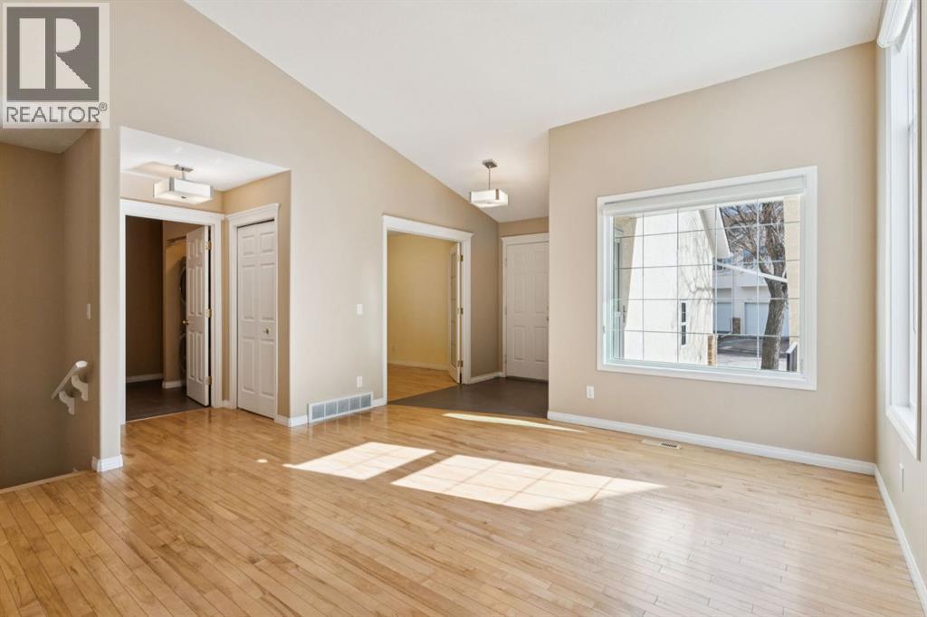 363 Prominence Heights Sw, Calgary, Alberta  T3H 2Z6 - Photo 6 - A2294438