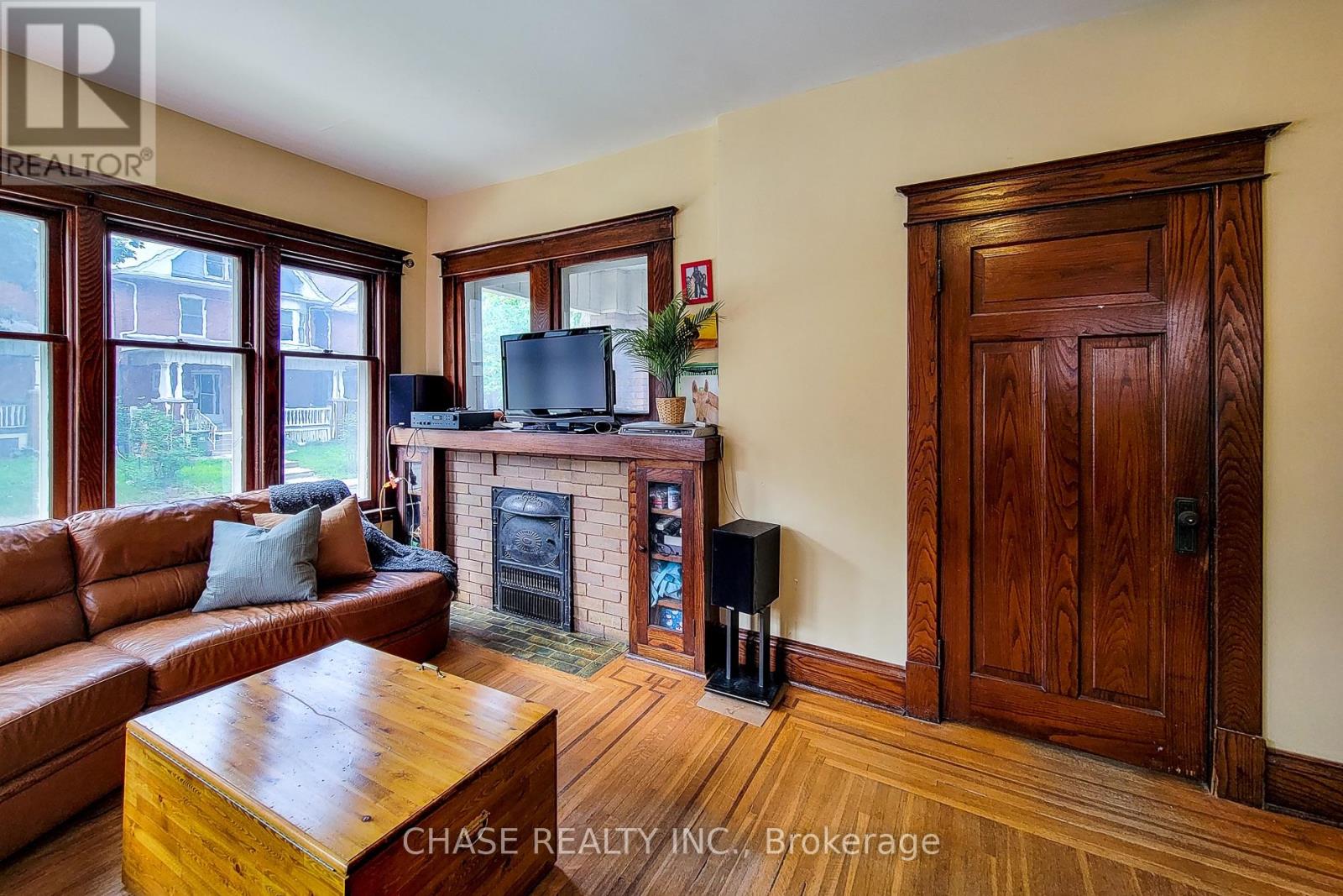 63 Carrick Avenue, Hamilton, Ontario  L8M 2W4 - Photo 8 - X12921868