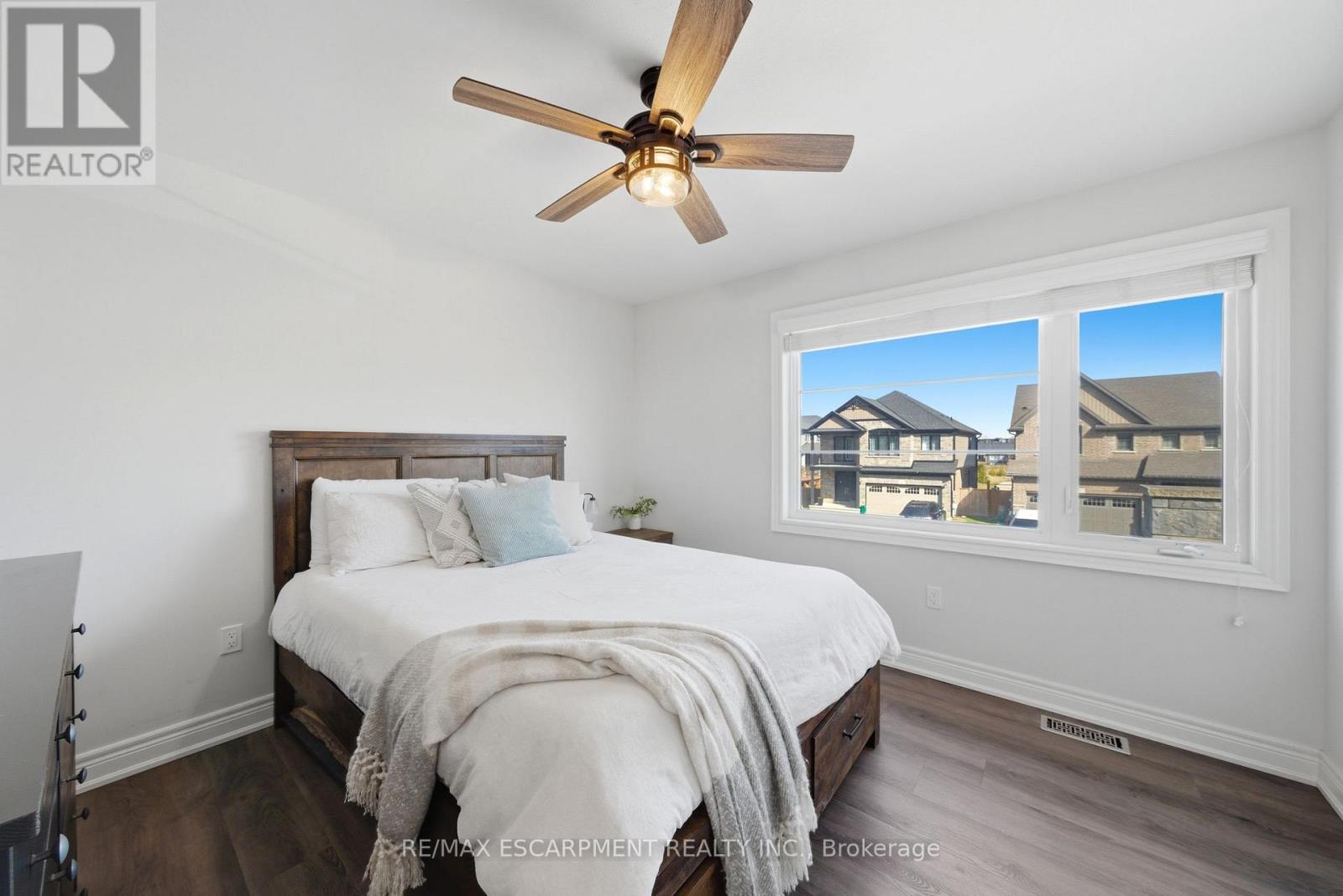 8 Myrtle Street, Pelham, Ontario  L0S 1E6 - Photo 25 - X12921888