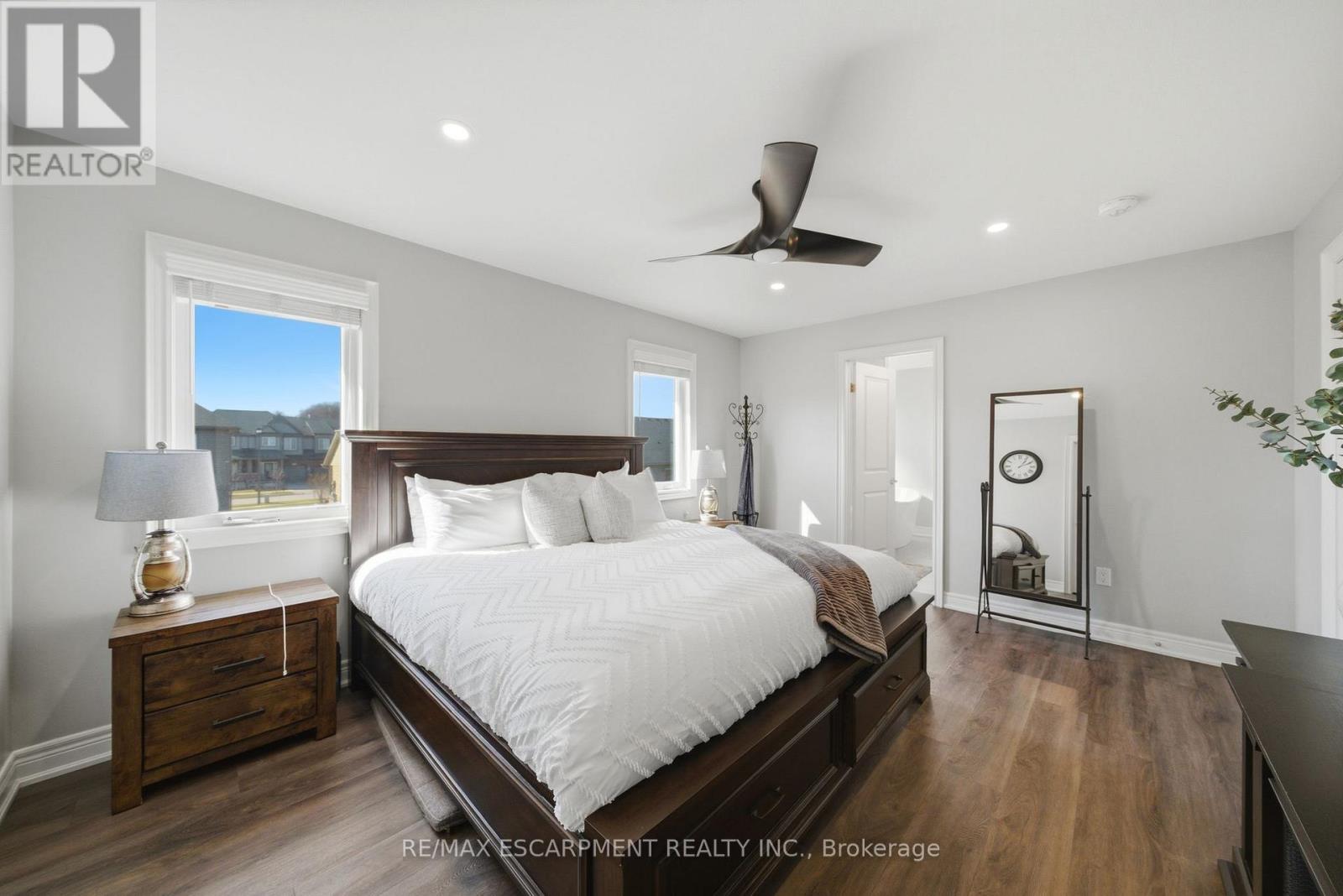 8 Myrtle Street, Pelham, Ontario  L0S 1E6 - Photo 32 - X12921888