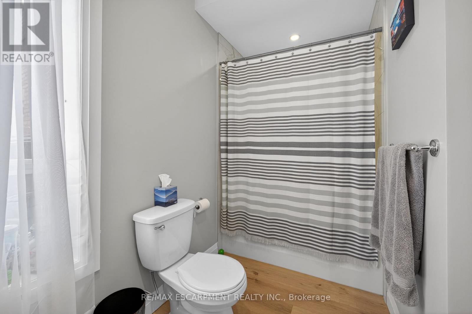 1 - 238 Darling Street, Brantford, Ontario  N3S 3X2 - Photo 19 - X12921912