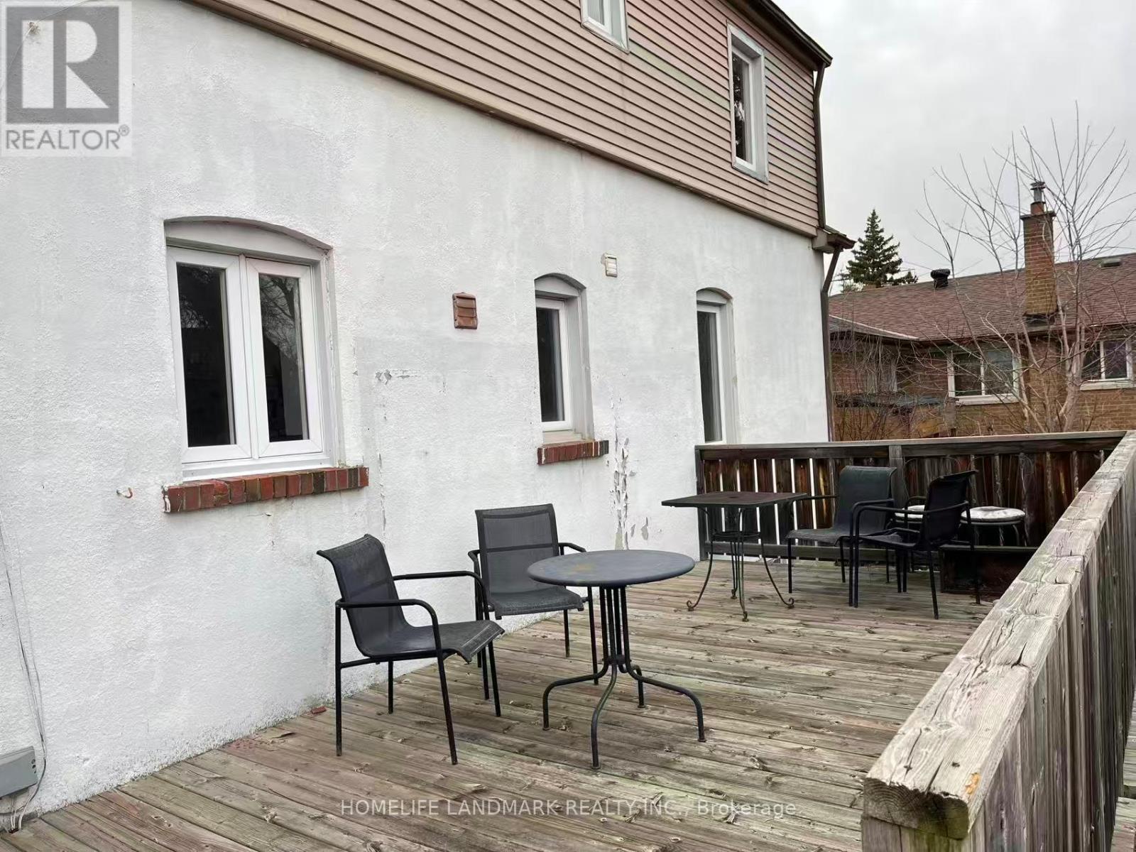 121 Bishop Avenue, Toronto, Ontario  M2M 1Z6 - Photo 2 - C12916552