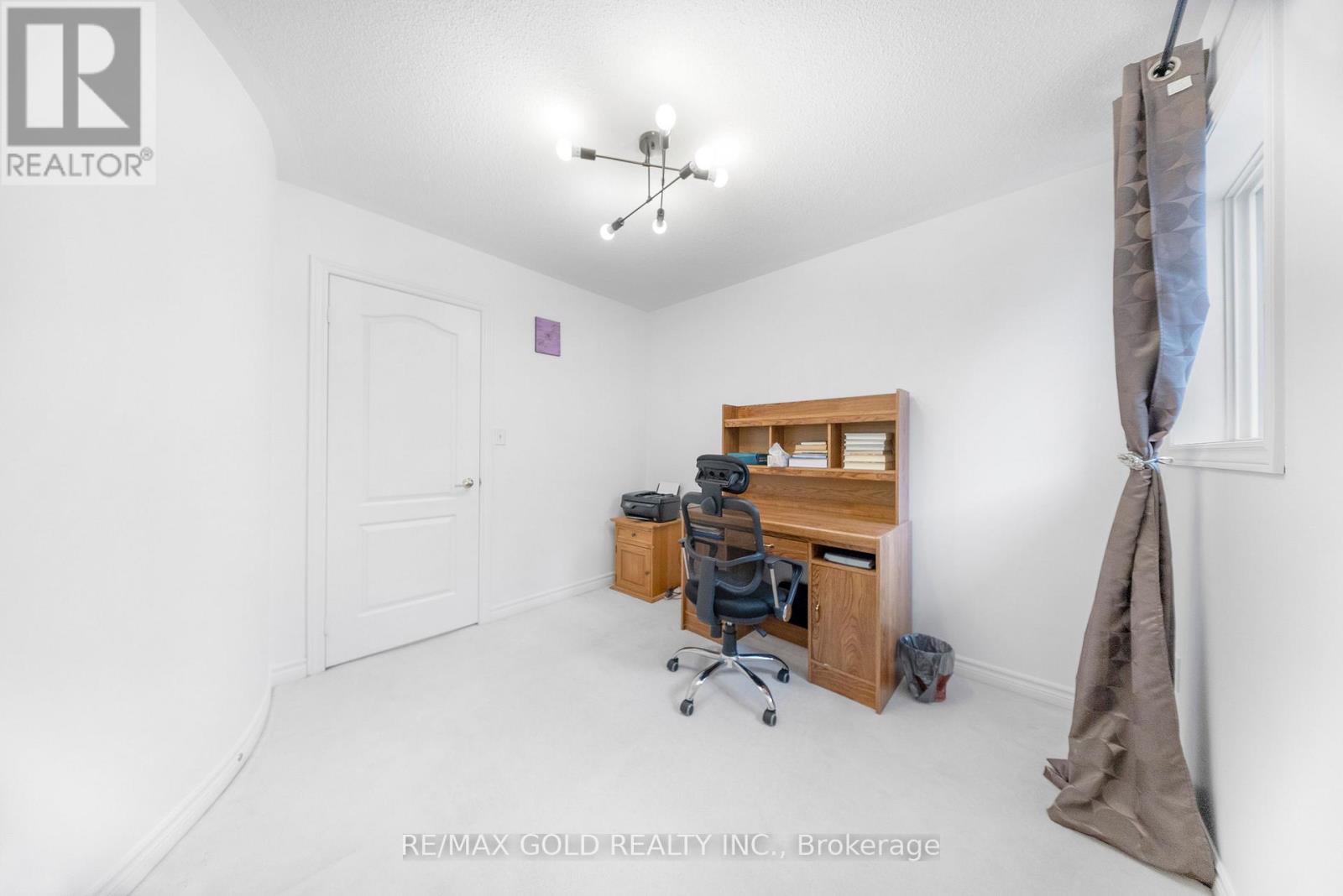 23 Pathmaster Road, Brampton, Ontario  L6P 2G8 - Photo 22 - W12921724