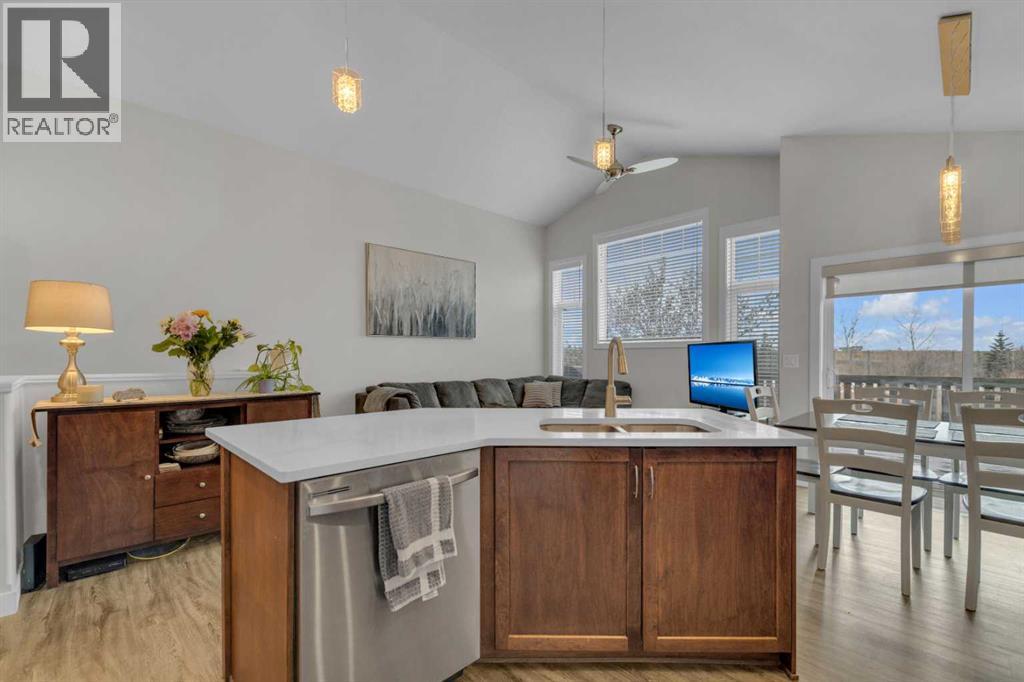 156 Wiley Crescent, Red Deer, Alberta T4N 7G7 - Photo 6 - A2282977