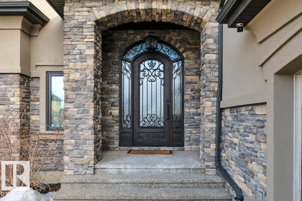 631 Howatt Dr Sw, Edmonton, Alberta  T6W 2T6 - Photo 3 - E4476751