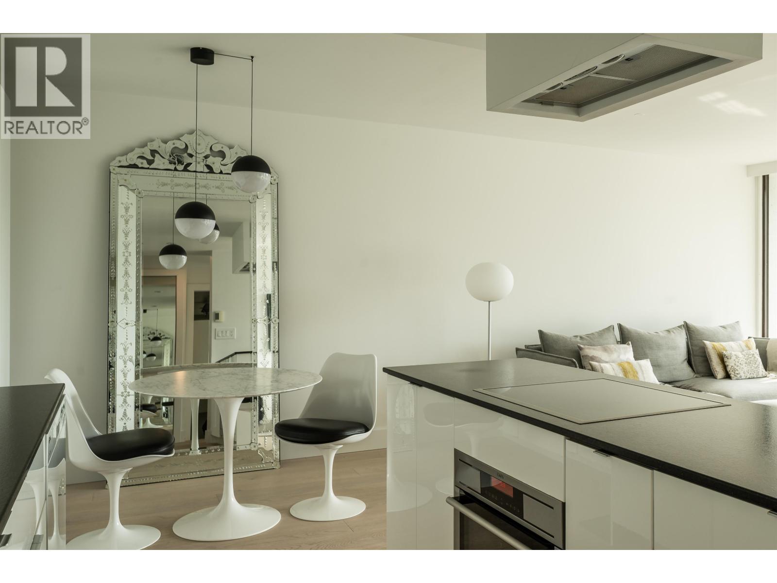 1806 1725 Pendrell Street, Vancouver, British Columbia  V6G 2X7 - Photo 4 - R3103595