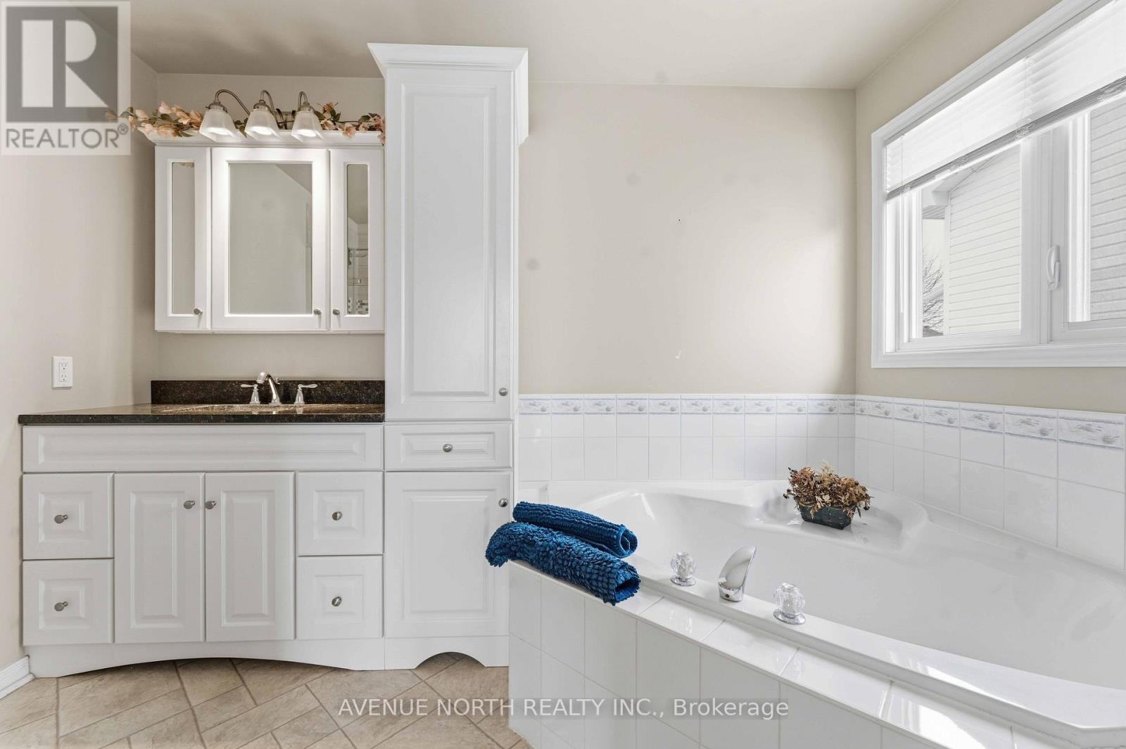 1838 Mccallum Drive, Ottawa, Ontario  K4A 3S9 - Photo 28 - X12921938