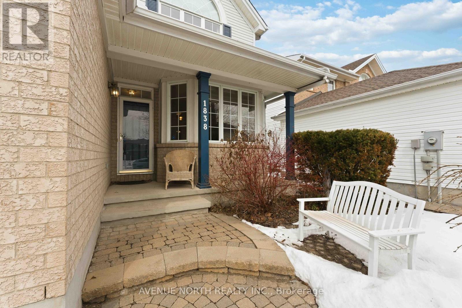 1838 Mccallum Drive, Ottawa, Ontario  K4A 3S9 - Photo 3 - X12921938