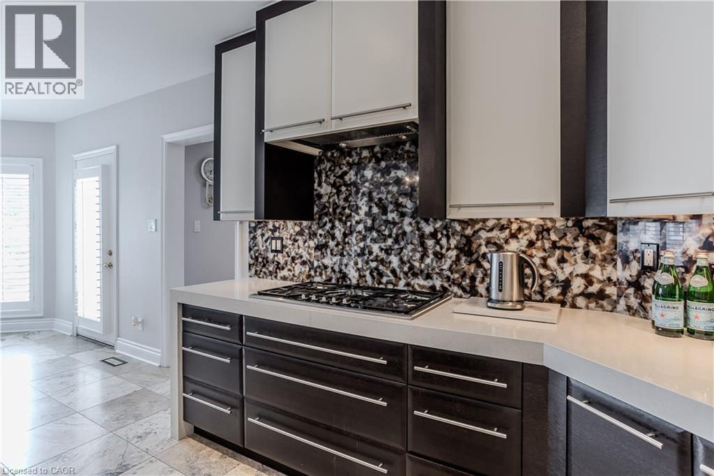 1400 Tamworth Court, Burlington, Ontario  L7P 4V3 - Photo 11 - 40798093