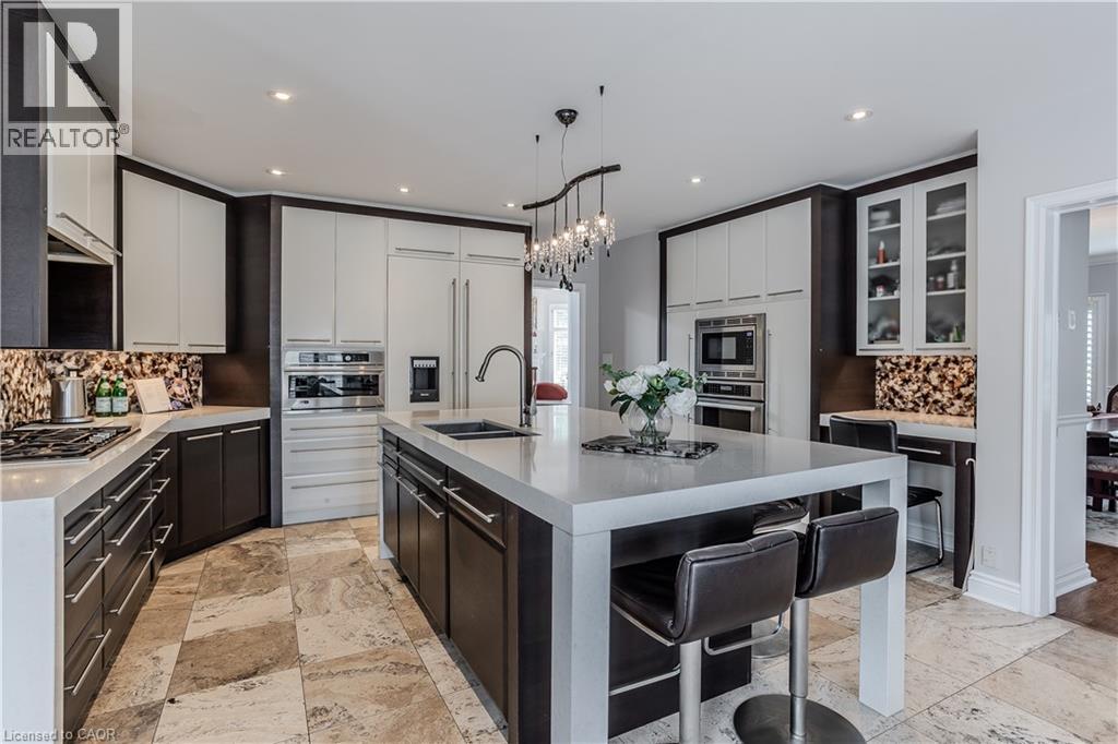 1400 Tamworth Court, Burlington, Ontario  L7P 4V3 - Photo 8 - 40798093