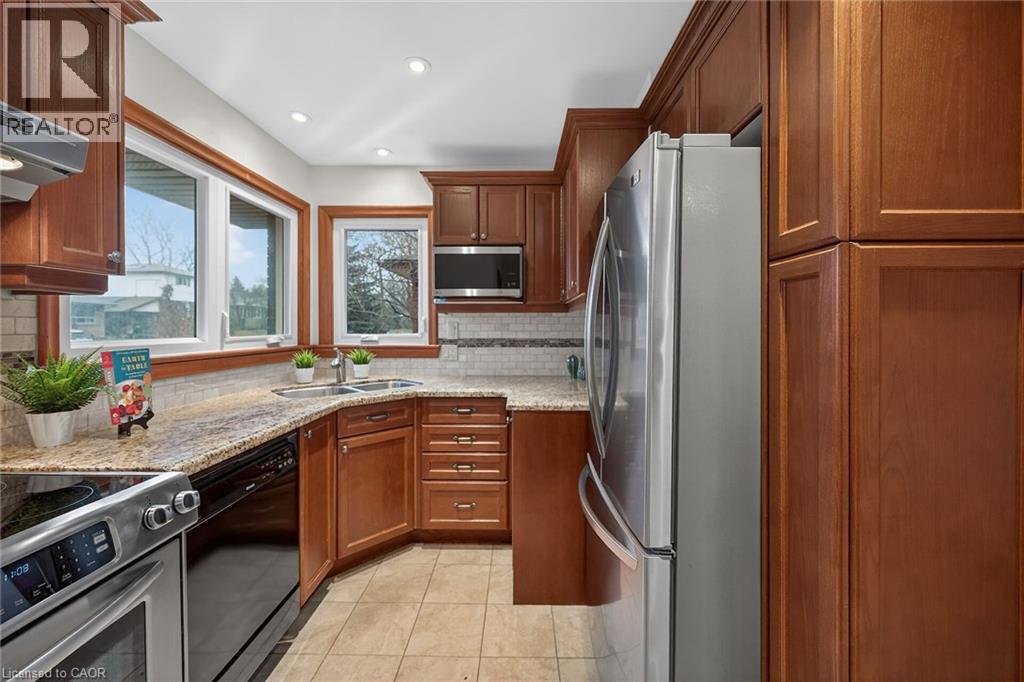 134 West 28th Street, Hamilton, Ontario  L9C 5B2 - Photo 9 - 40811116