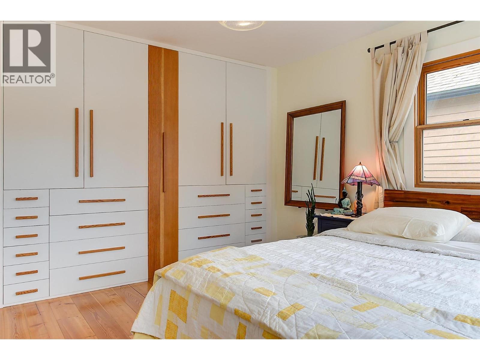 640 Roanoke Avenue, Kelowna, British Columbia  V1Y 7K8 - Photo 36 - 10379844