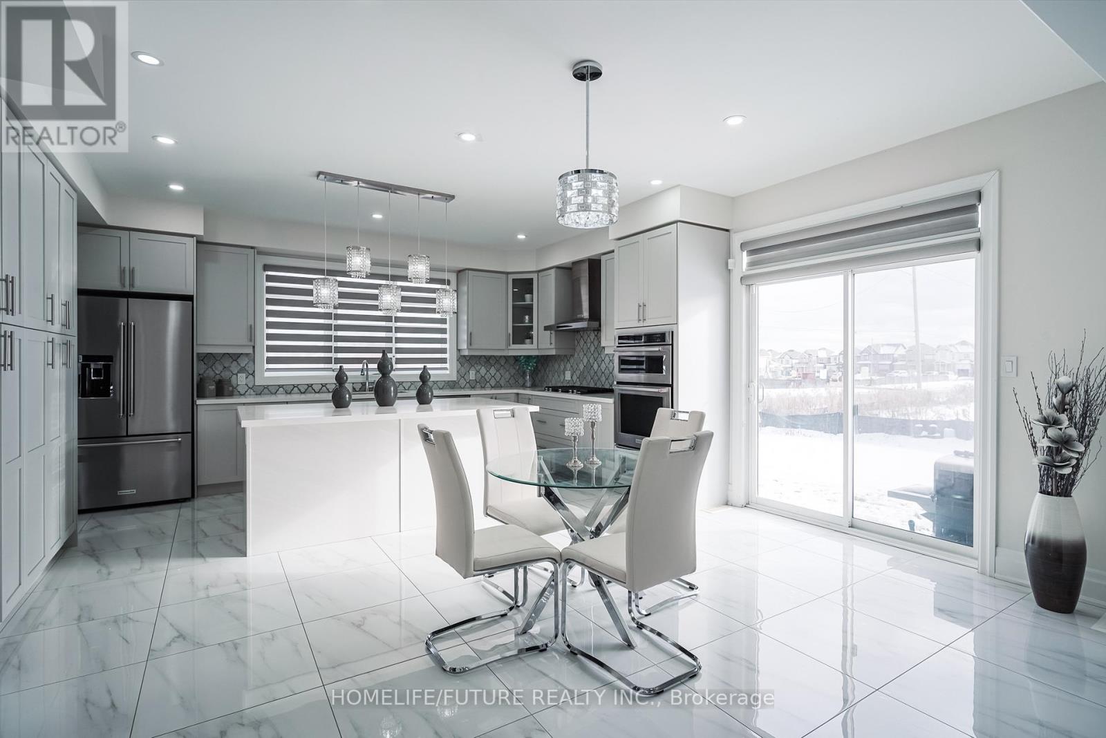 227 Northglen Boulevard, Clarington, Ontario  L1C 0T9 - Photo 10 - E12921922