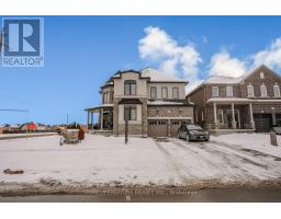 227 NORTHGLEN BOULEVARD, Clarington, Ontario