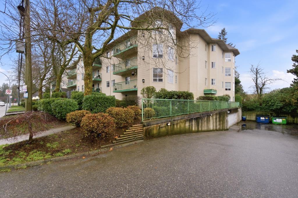107 2435 Center Street, Abbotsford, British Columbia  V2T 2N4 - Photo 4 - R3102825