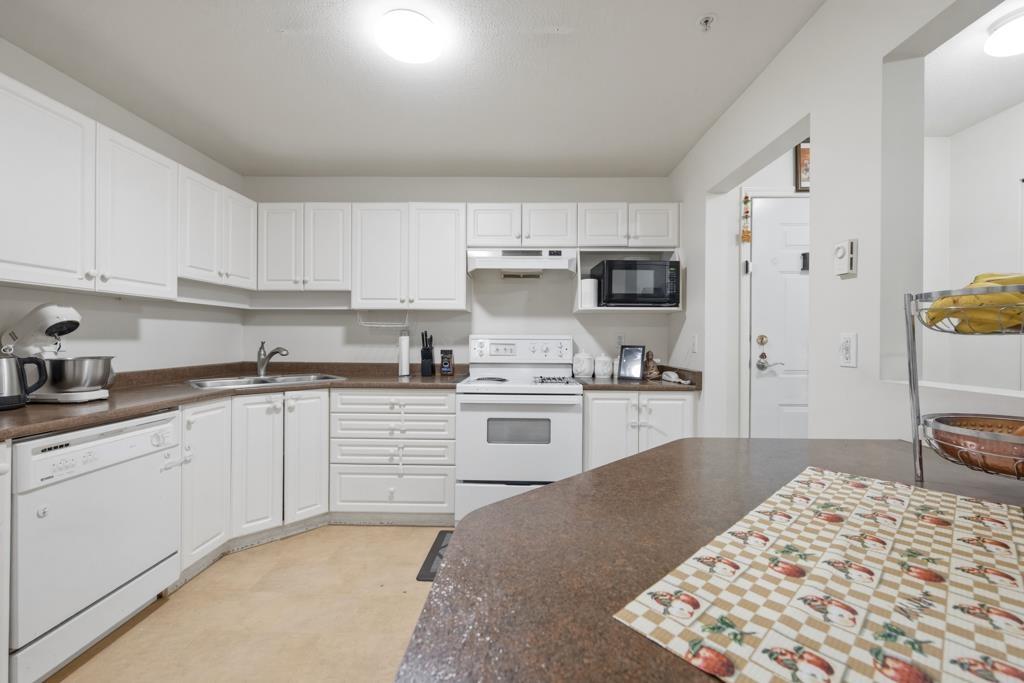 107 2435 Center Street, Abbotsford, British Columbia  V2T 2N4 - Photo 23 - R3102825