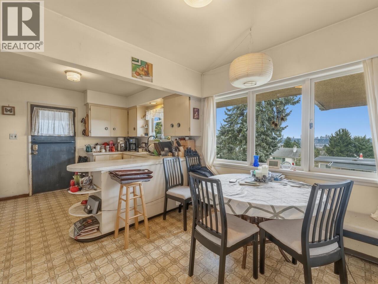 135 E Durham Street, New Westminster, British Columbia V3L 4J1 - Photo 5 - R3103694