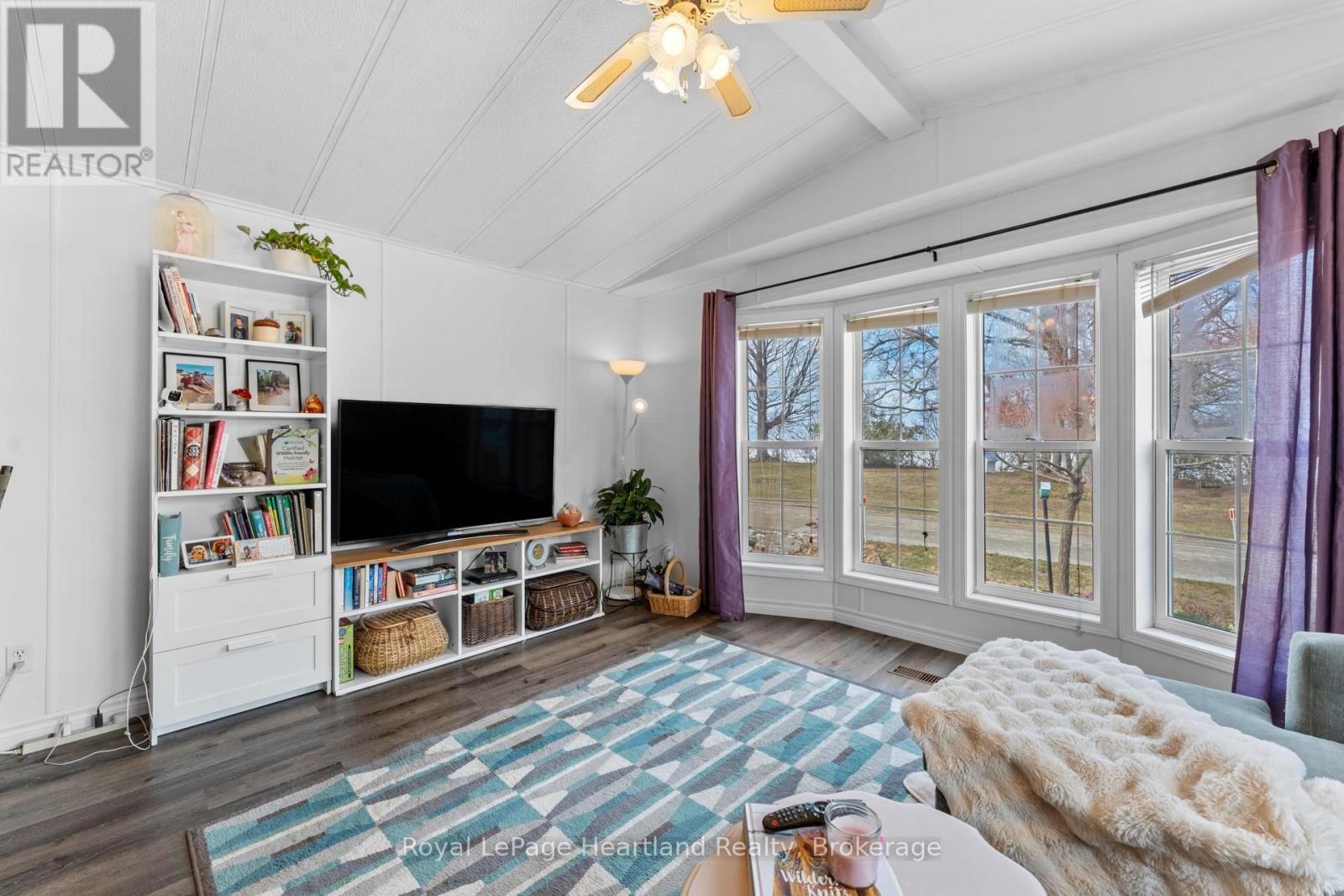 12 Iroquois Lane, Ashfield-Colborne-Wawanosh, Ontario  N7A 3Y2 - Photo 12 - X12919614