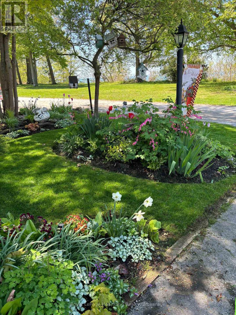 12 Iroquois Lane, Ashfield-Colborne-Wawanosh, Ontario  N7A 3Y2 - Photo 32 - X12919614