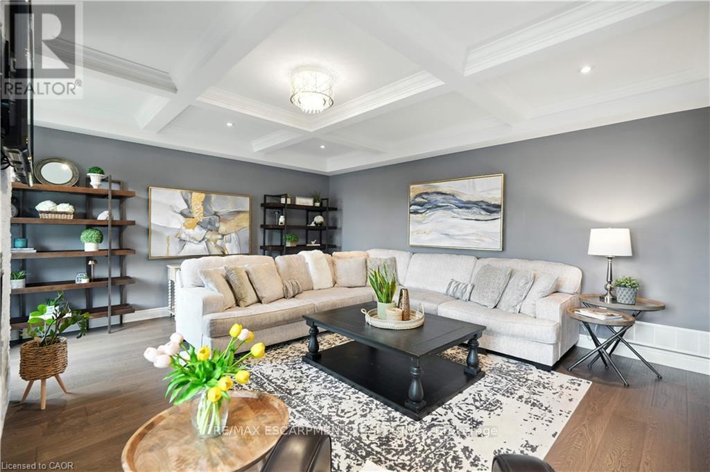 103 Lampman Drive, Grimsby, Ontario  L3M 0E7 - Photo 19 - X12921920