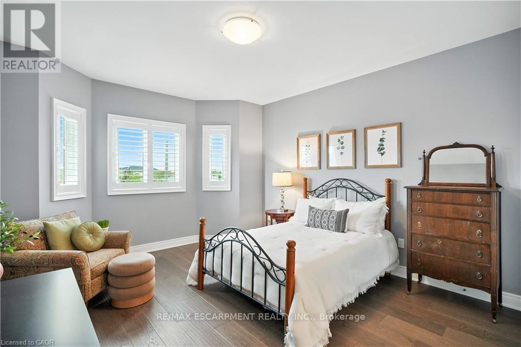 103 Lampman Drive, Grimsby, Ontario  L3M 0E7 - Photo 27 - X12921920