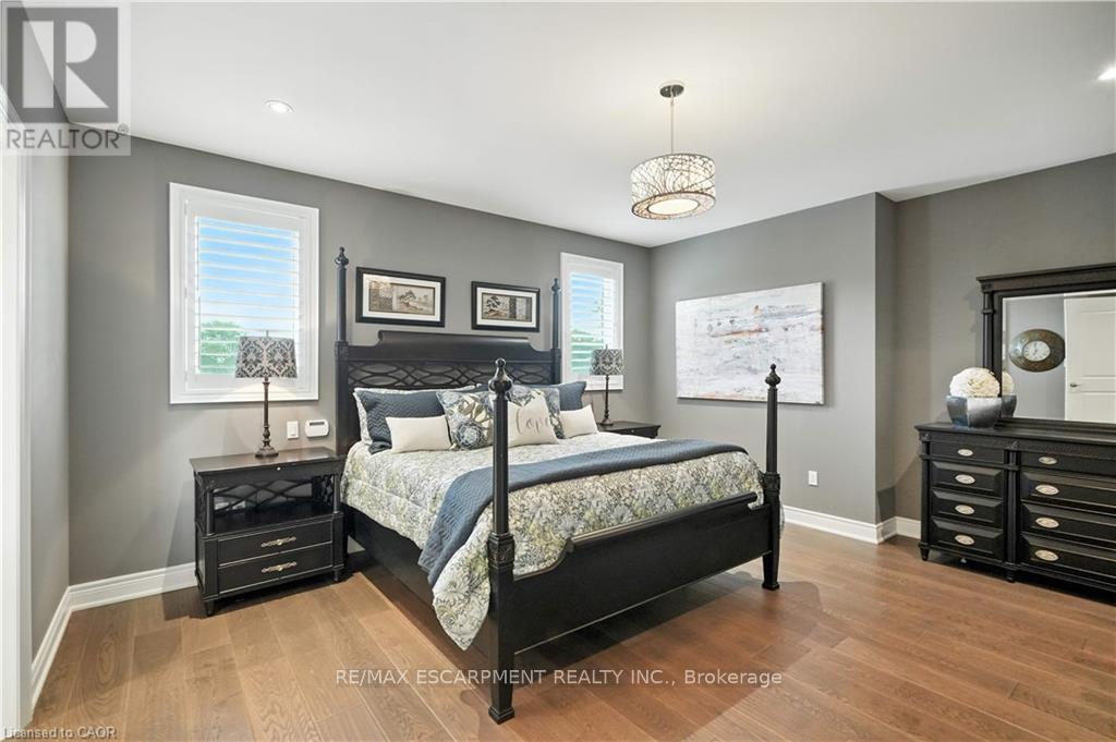 103 Lampman Drive, Grimsby, Ontario  L3M 0E7 - Photo 34 - X12921920