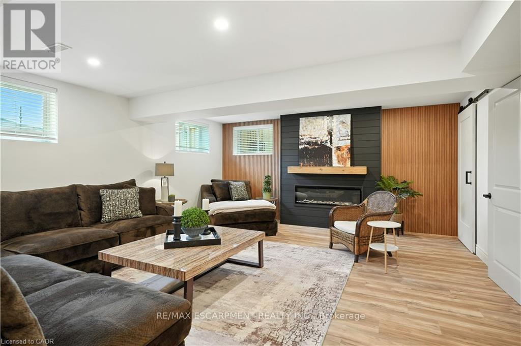 103 Lampman Drive, Grimsby, Ontario  L3M 0E7 - Photo 37 - X12921920