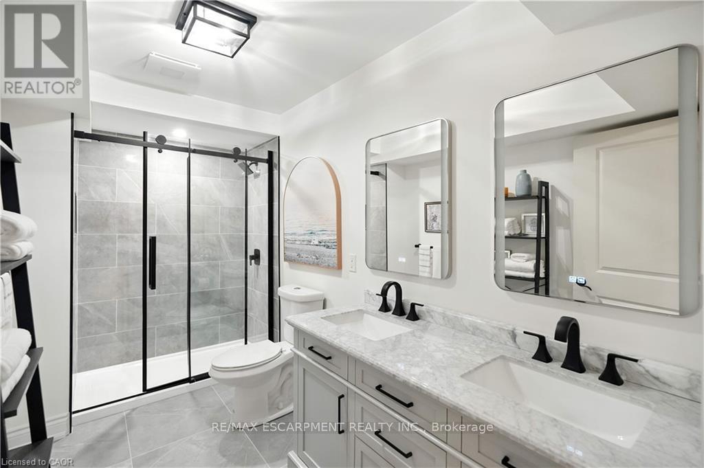 103 Lampman Drive, Grimsby, Ontario  L3M 0E7 - Photo 43 - X12921920