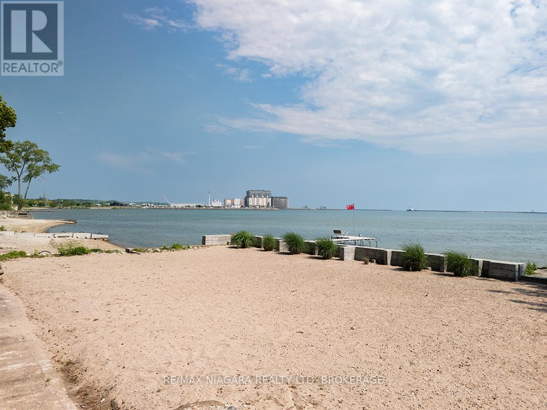 101 Tennessee Avenue, Port Colborne, Ontario  L3K 2R8 - Photo 2 - X12921958