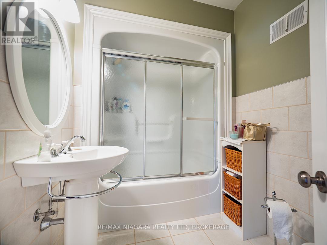 101 Tennessee Avenue, Port Colborne, Ontario  L3K 2R8 - Photo 34 - X12921958