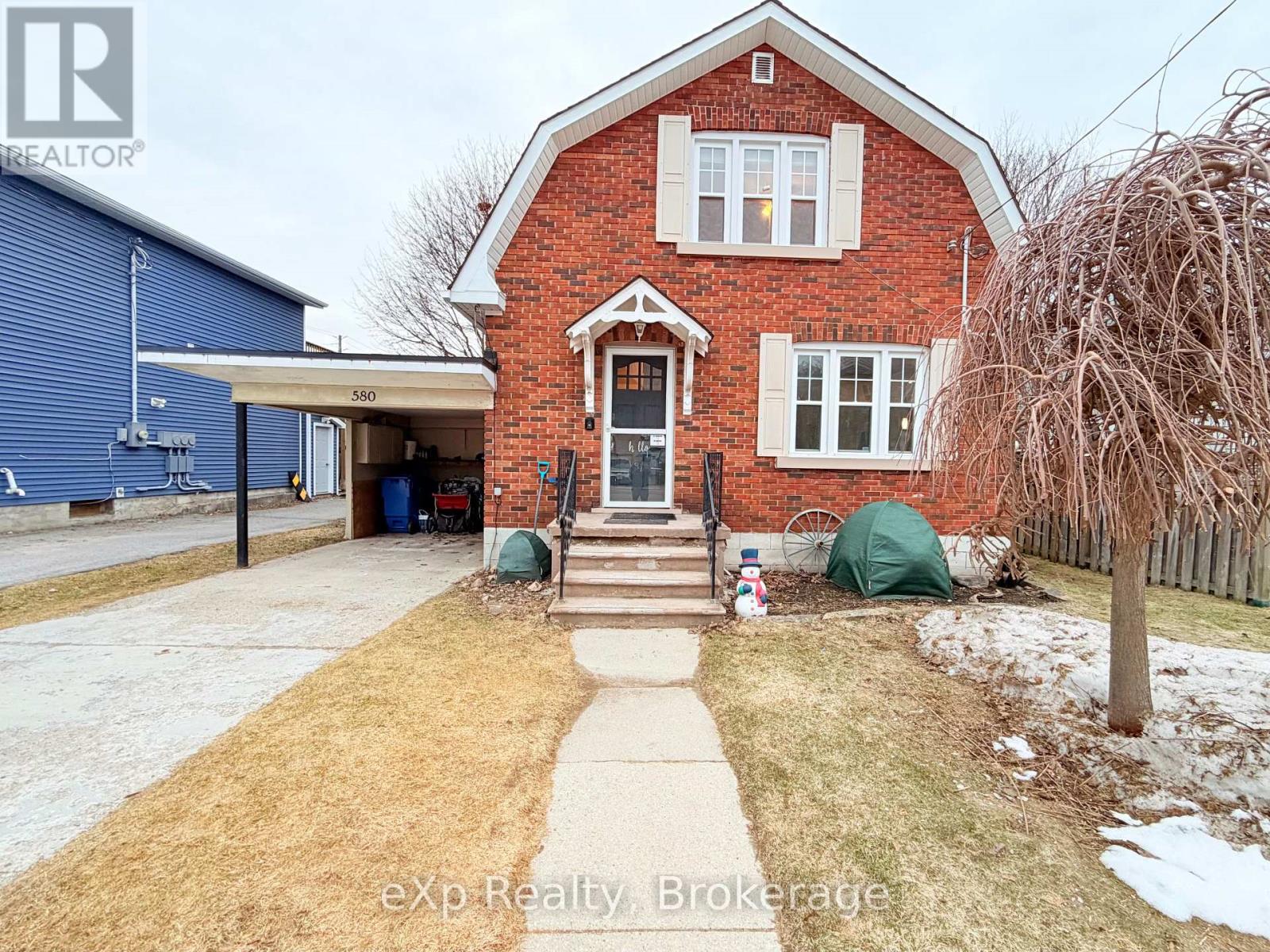 580 11TH AVENUE, Hanover, Ontario