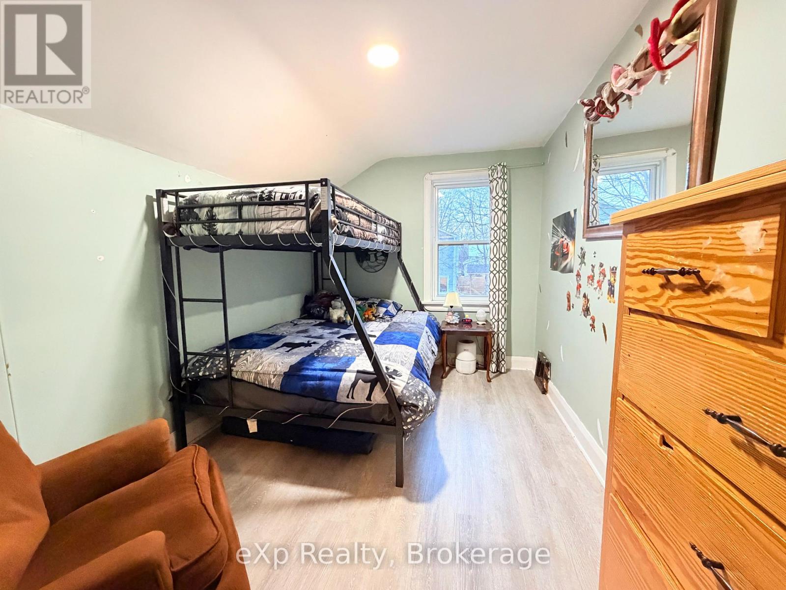 580 11th Avenue, Hanover, Ontario  N4N 2S6 - Photo 12 - X12921956