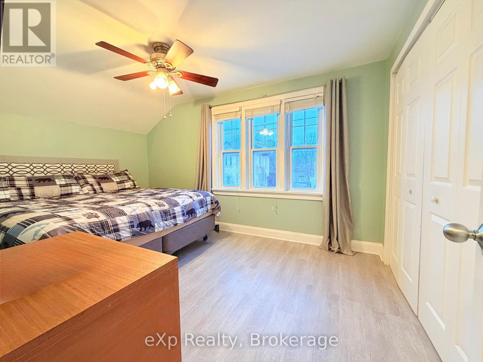 580 11th Avenue, Hanover, Ontario  N4N 2S6 - Photo 13 - X12921956