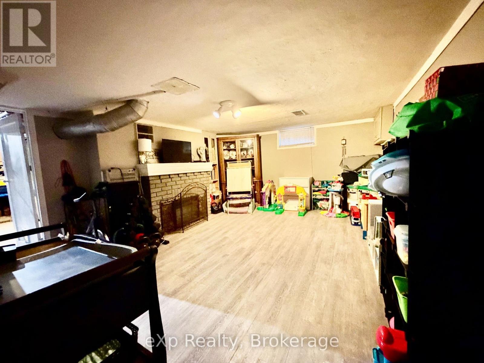 580 11th Avenue, Hanover, Ontario  N4N 2S6 - Photo 14 - X12921956