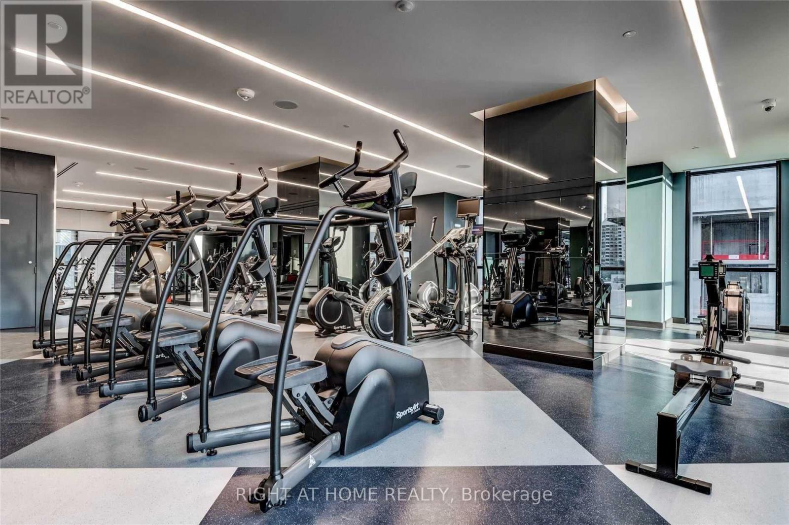 1412 - 1 Yorkville Avenue, Toronto, Ontario  M4W 0B1 - Photo 18 - C12921940