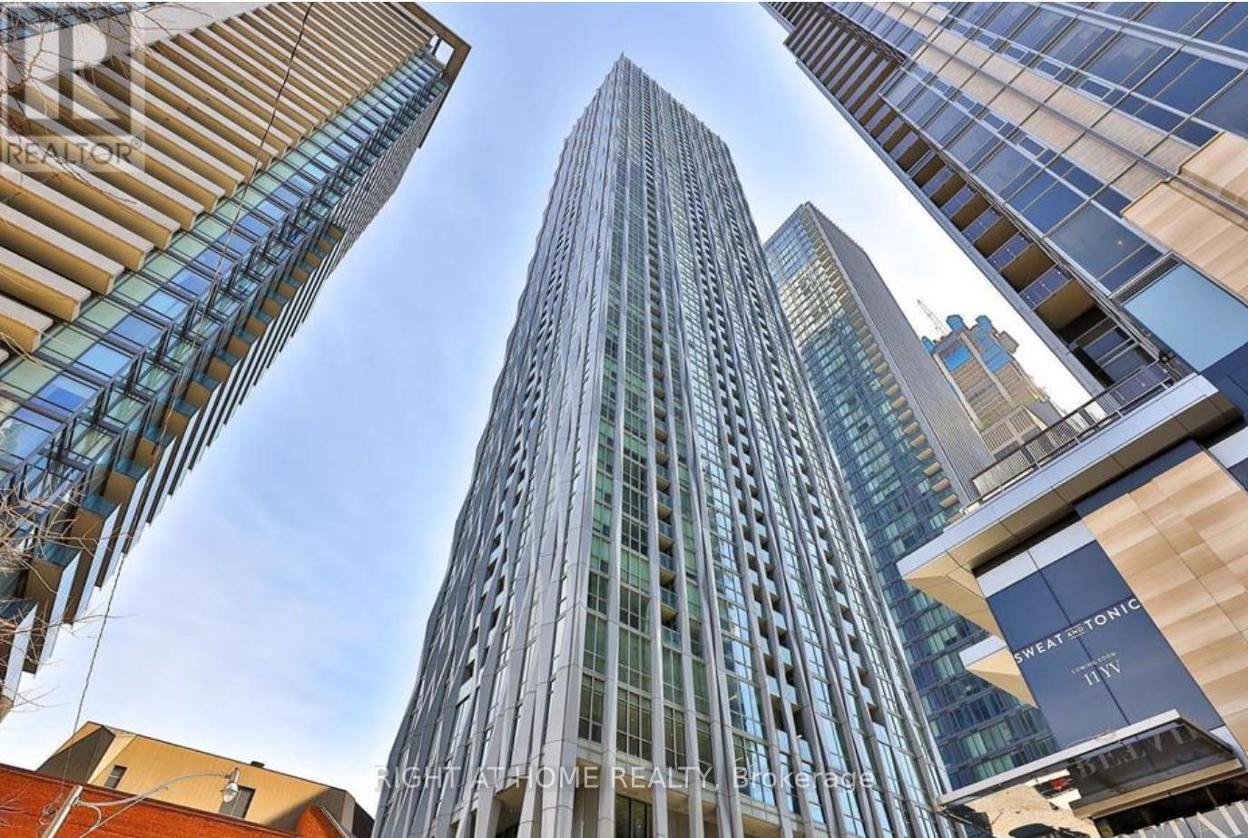 1412 - 1 Yorkville Avenue, Toronto, Ontario  M4W 0B1 - Photo 2 - C12921940