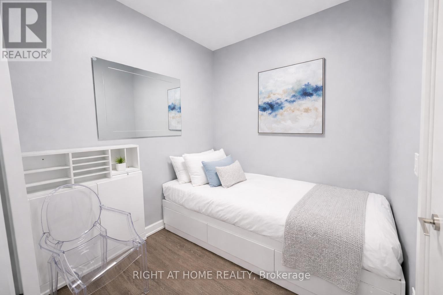 1412 - 1 Yorkville Avenue, Toronto, Ontario  M4W 0B1 - Photo 5 - C12921940