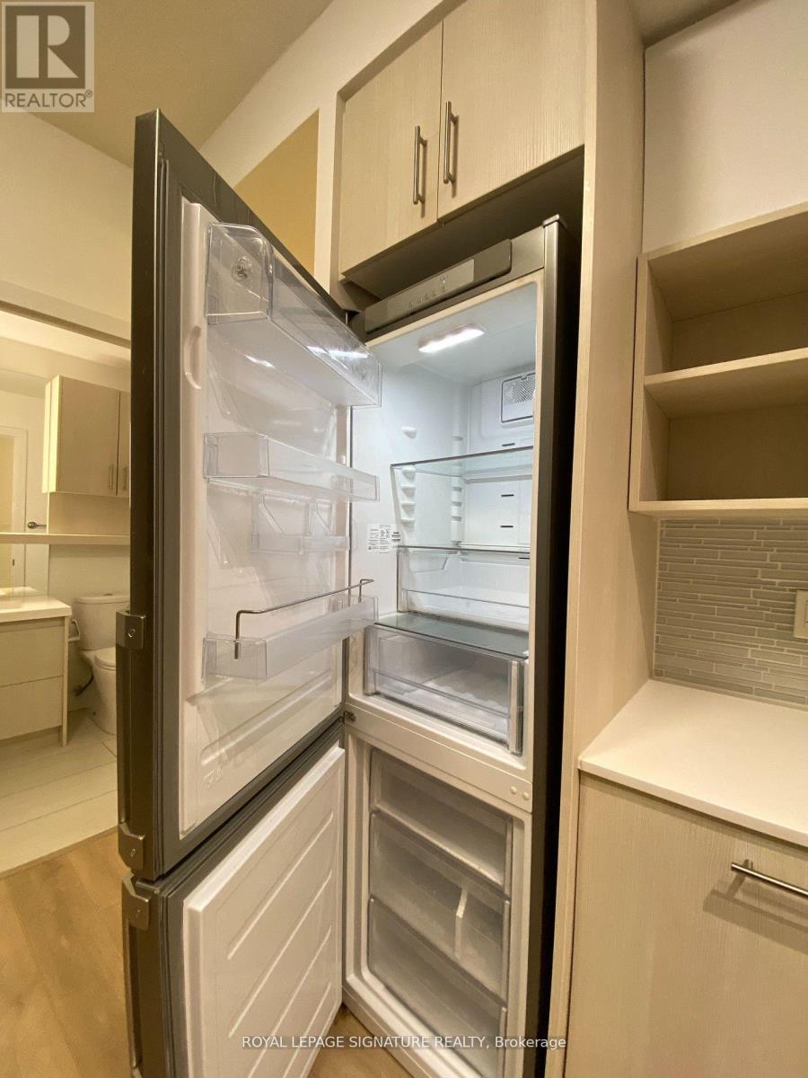 807 - 150 Fairview Mall Drive, Toronto, Ontario  M2J 4T1 - Photo 9 - C12921944